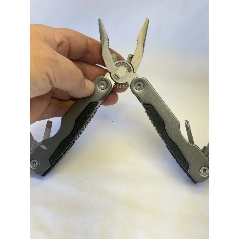 Bushmaster Plier Fold Pocket Screwdriver Multi Tool Hiking Outdoor Camping Knife